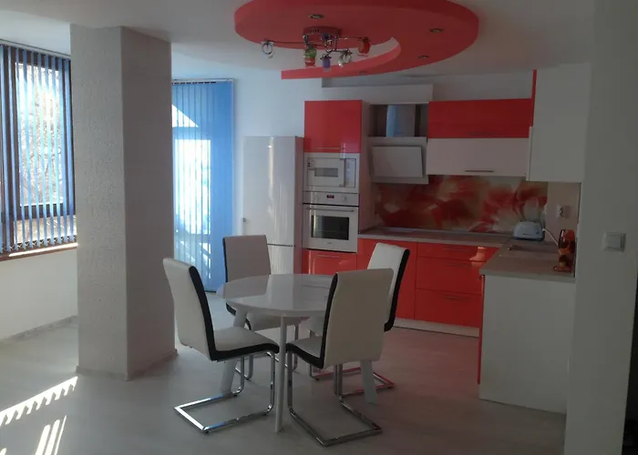 Sunny 2-bedrooms Varna