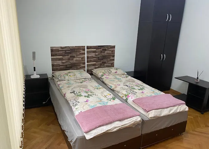 Sunny 2-bedrooms Varna