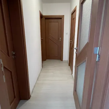 Sunny 2-bedrooms Apartmán