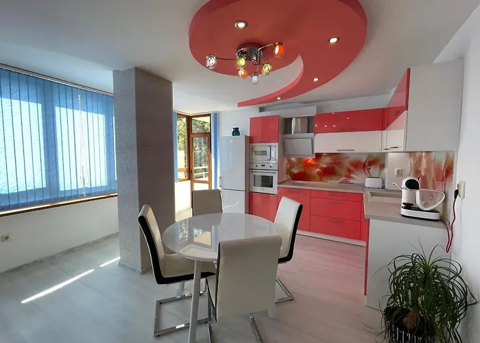 Sunny 2-bedrooms * 바르나